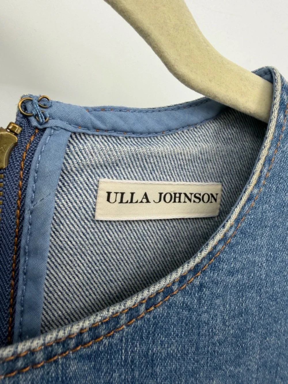 Ulla Johnson Tessie Denim Ruffle puff Sleeve Blouse Top mid wash sz 6